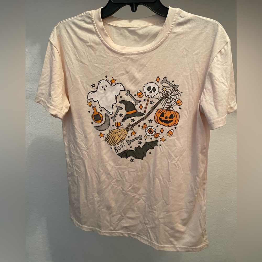 Halloween Themed Women’s Medium T-Shirt - Cream